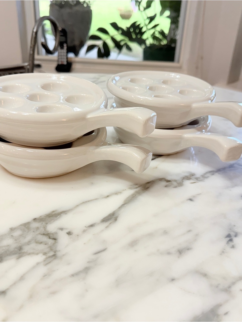 Set of 4 White French Ceramic Escargot Bakers – 6‑Well Vintage Serveware - Picture 6 of 15